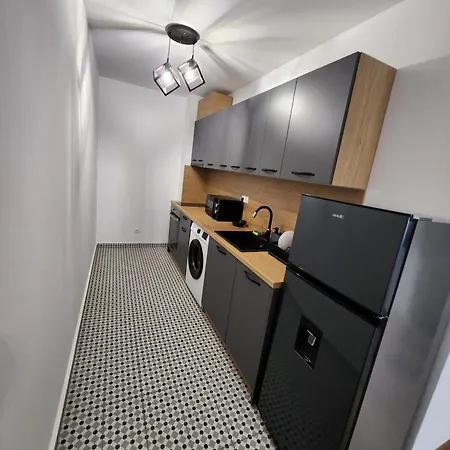 Student City & Privat Parking Apartment